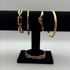 Vintage Monet Gold Toned Women's Bracelet lot
